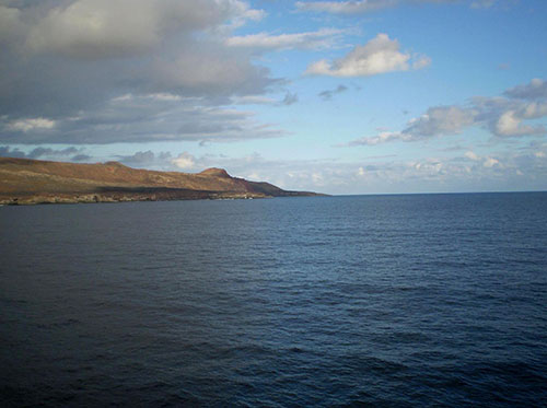 La-Restinga(El-Hierro)-desde-el-Mar-de-las-Calmas_web
